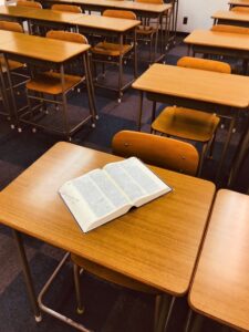 受験生の皆さま、お疲れ様です。英語の入試時間は十分足りましたか？？